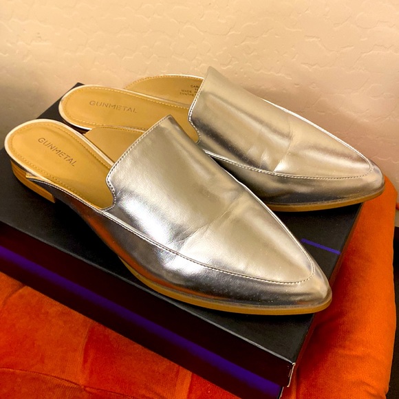 Silver Metallic Slides - Picture 9 of 16